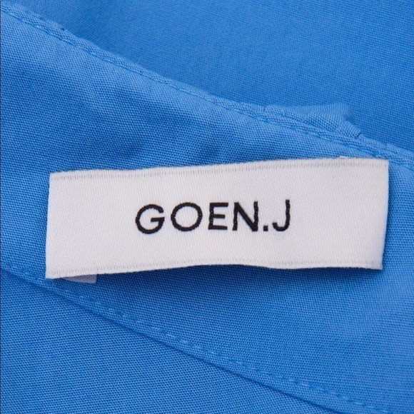 Blue ruffled top Medium $340 - Picture 8 of 10